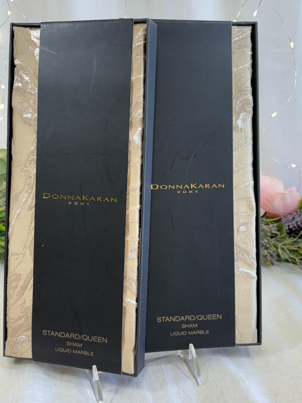 Donna Karan Liquid Marble Jacquard Standard Shams Set  2 Gold NEW Stunning